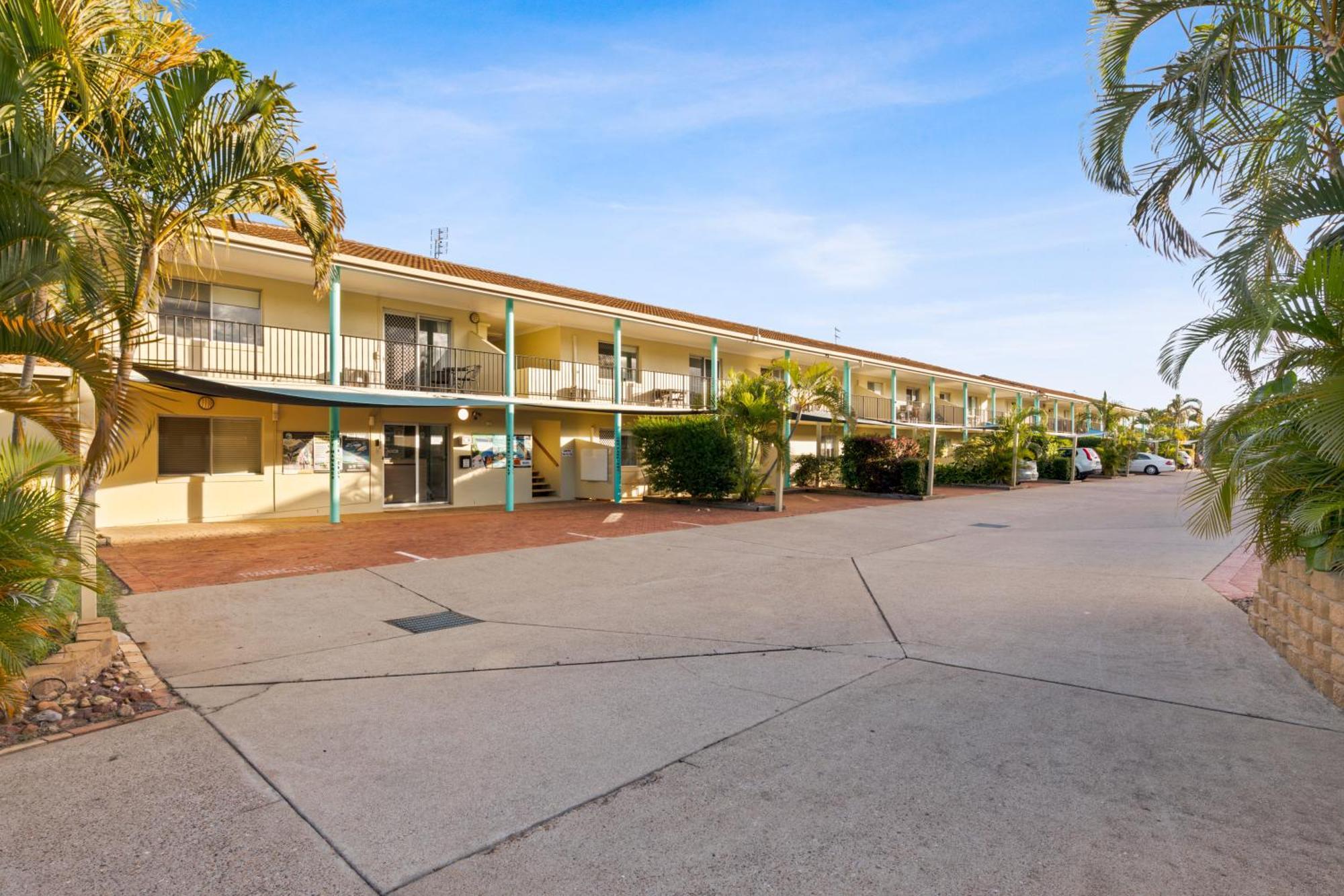 Arlia Sands Apartments Hervey Bay Bagian luar foto