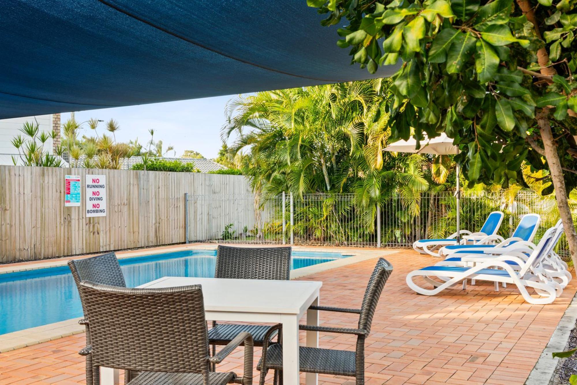 Arlia Sands Apartments Hervey Bay Bagian luar foto