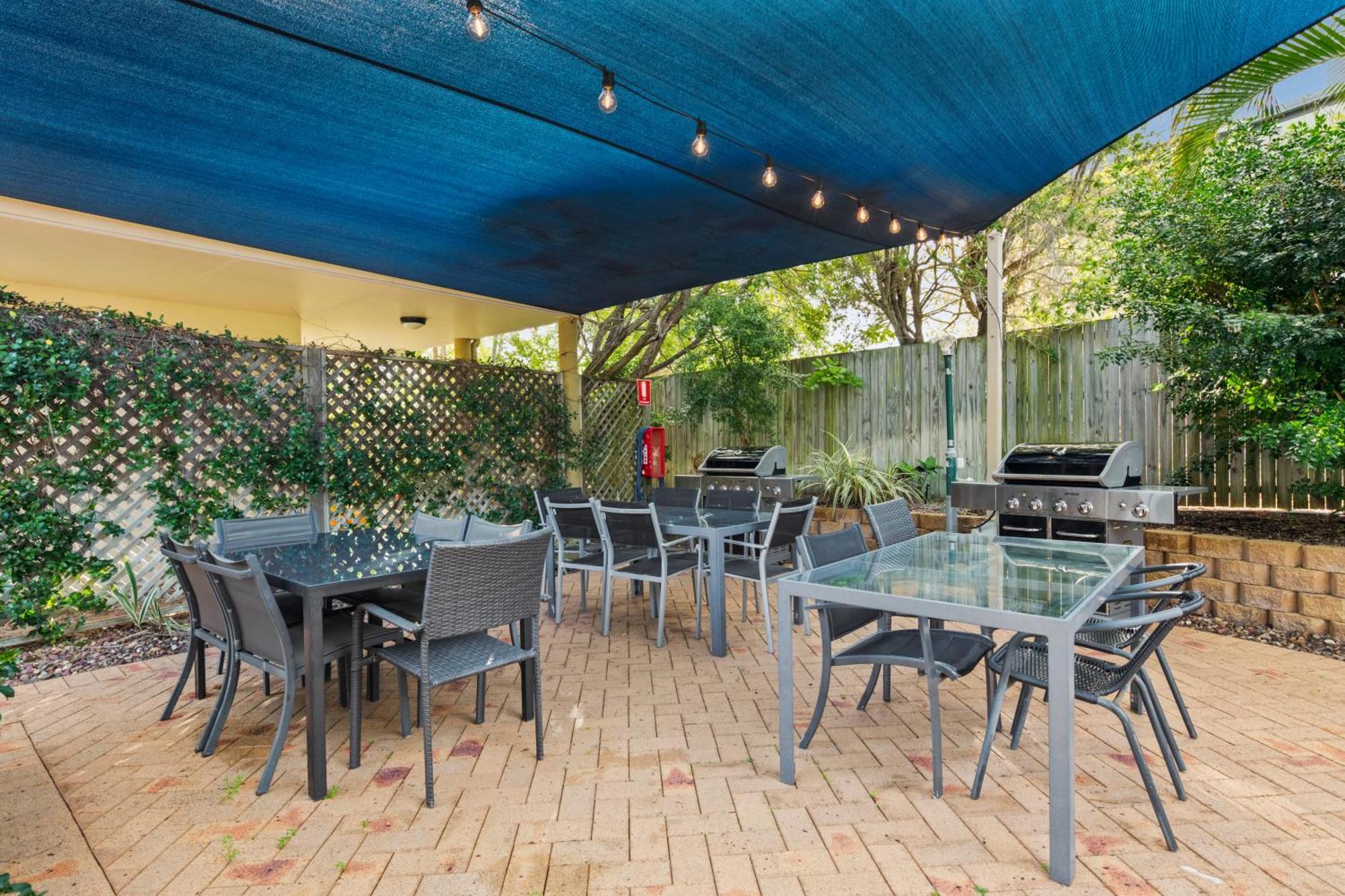 Arlia Sands Apartments Hervey Bay Bagian luar foto