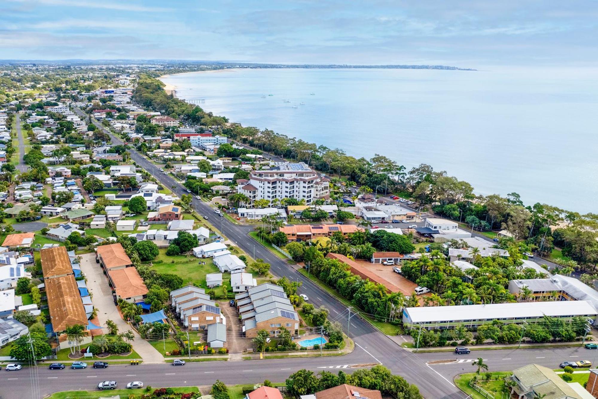Arlia Sands Apartments Hervey Bay Bagian luar foto