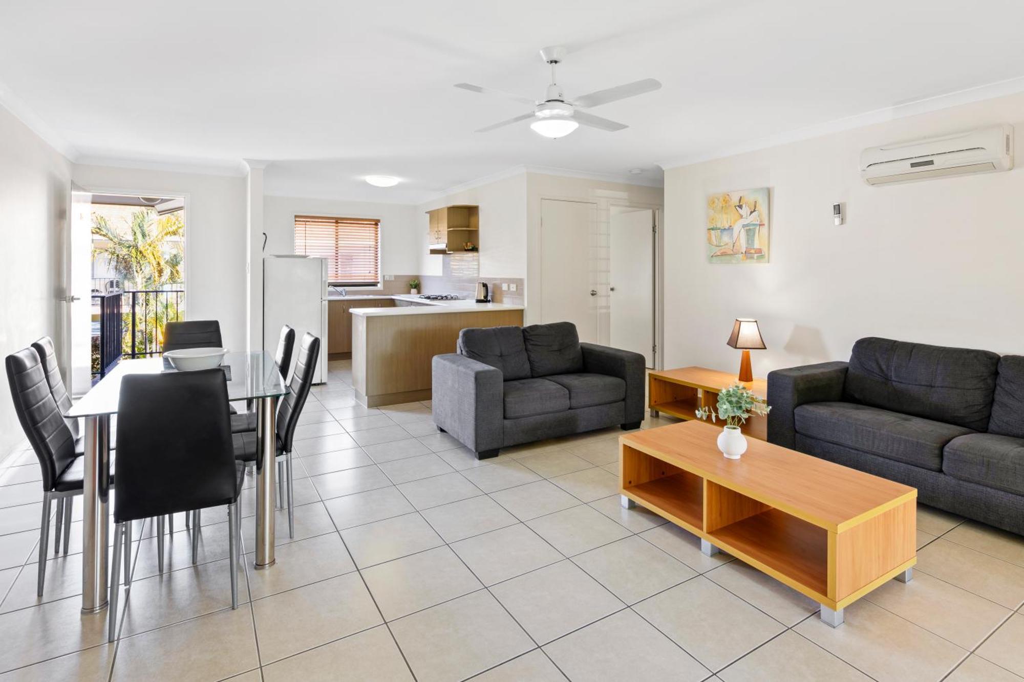 Arlia Sands Apartments Hervey Bay Bagian luar foto